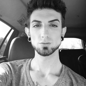 Meet your Posher, Damon